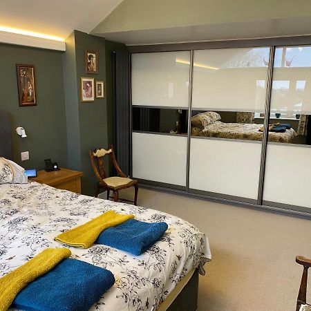 Silverstone Bed And Breakfast ภายนอก รูปภาพ