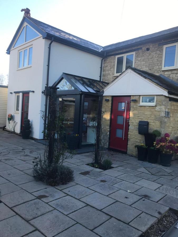 Silverstone Bed And Breakfast ภายนอก รูปภาพ
