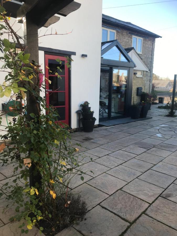 Silverstone Bed And Breakfast ภายนอก รูปภาพ