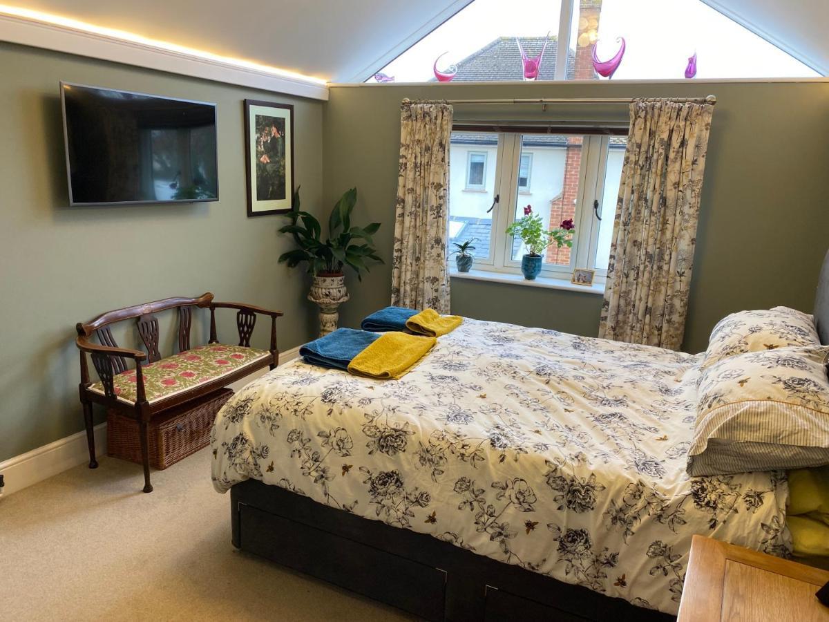 Silverstone Bed And Breakfast ภายนอก รูปภาพ